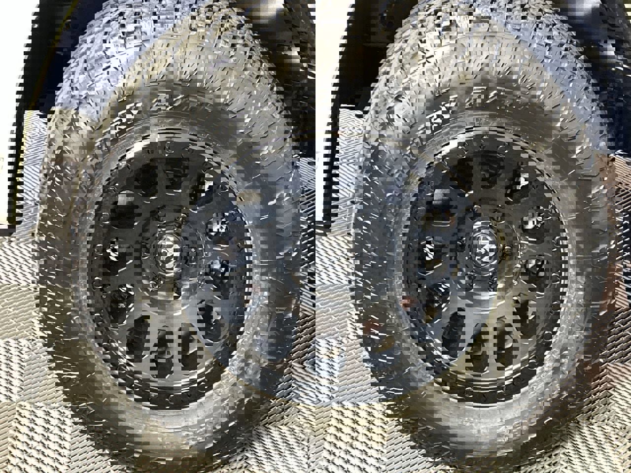 Used 2023 Toyota 4Runner Limited AWD/4WD image 9