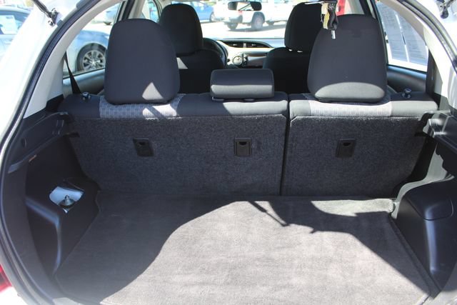 Used 2016 Toyota Yaris L FWD image 28