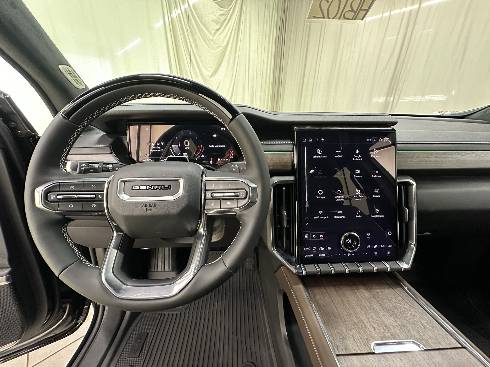 New 2027 GMC Acadia Denali Ultimate w/ LPO, Floor Liner Package AWD/4WD image 30