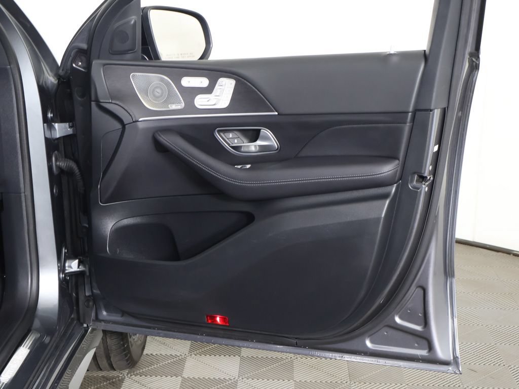 Used 2025 Mercedes-Benz GLE 450 4MATIC Coupe w/ Winter Package image 27