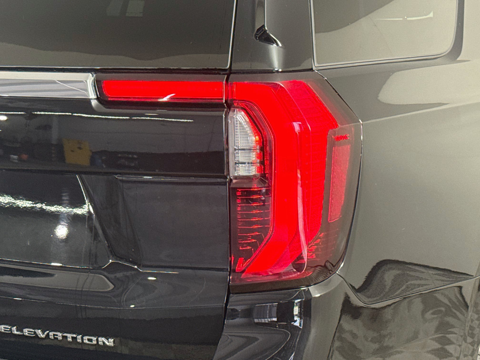 Used 2026 GMC Yukon Elevation AWD/4WD image 34
