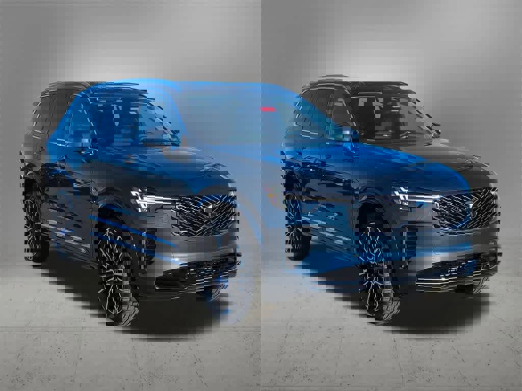 New 2026 Volvo XC90 B6 Plus w/ Protection Package Premier image 8