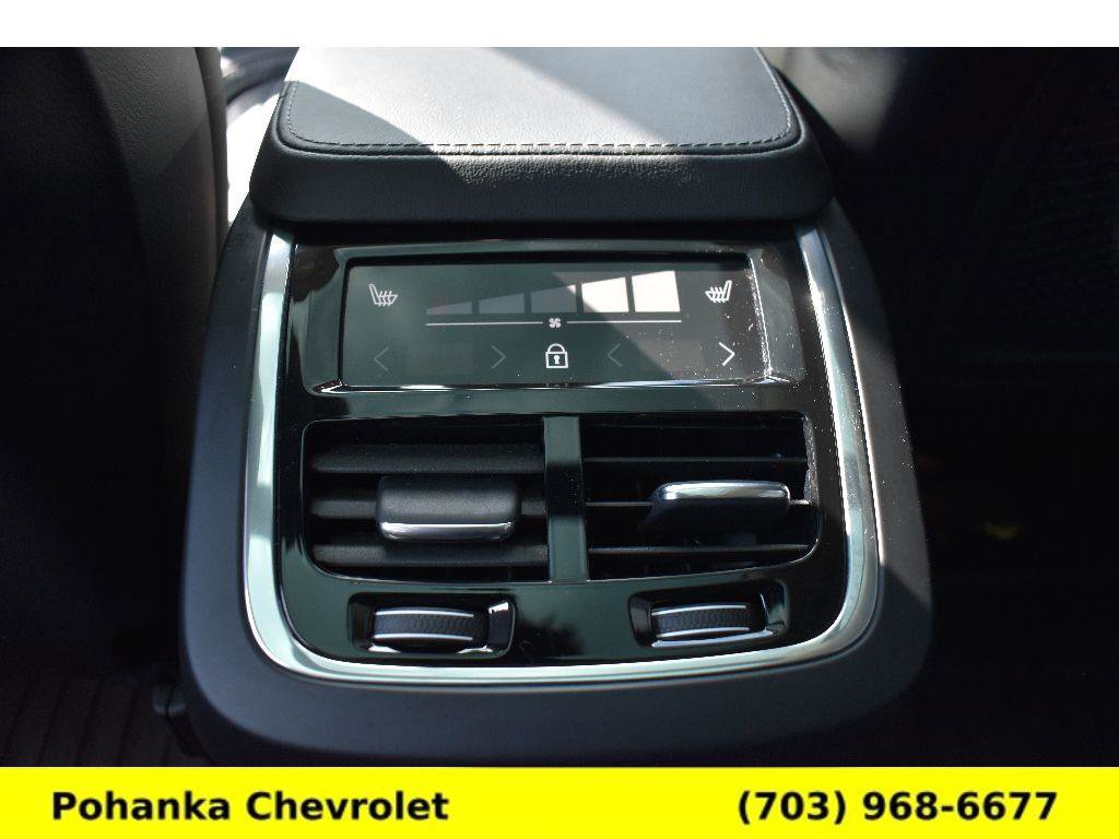 Used 2023 Volvo XC90 B6 Ultimate w/ Protection Package Premier AWD/4WD image 28