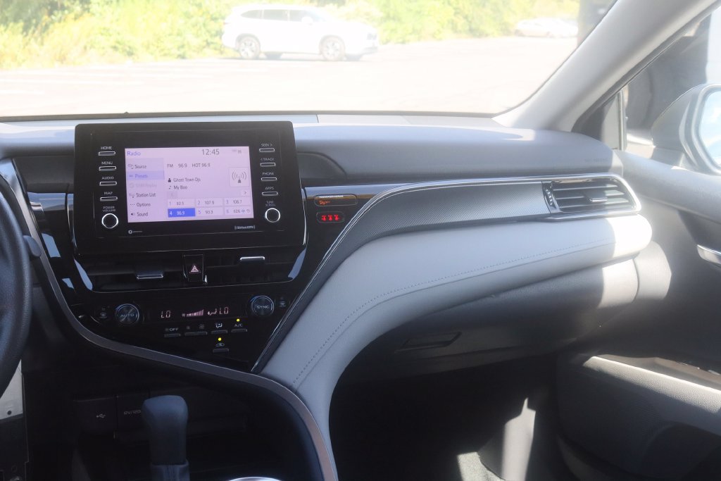 Used 2023 Toyota Camry LE AWD/4WD image 12