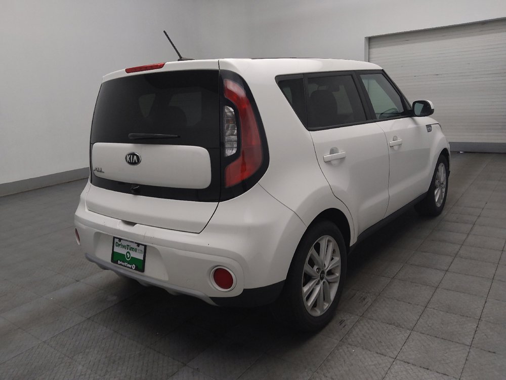 Used 2019 Kia Soul + FWD image 9