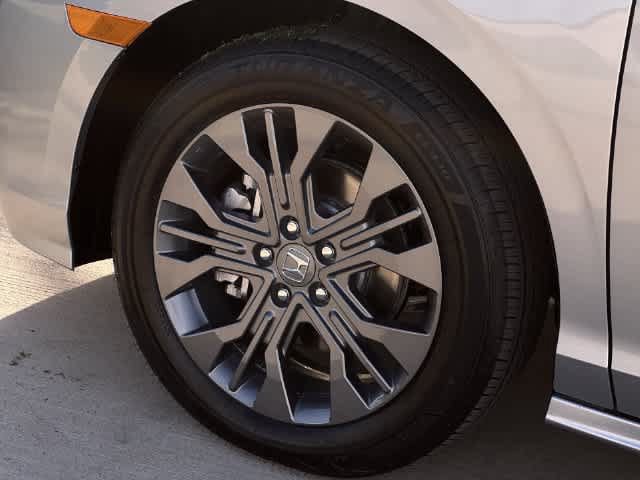 Certified 2026 Honda Odyssey Touring image 9