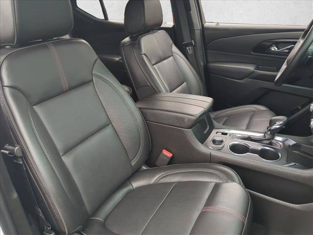 Used 2023 Chevrolet Traverse RS FWD image 22