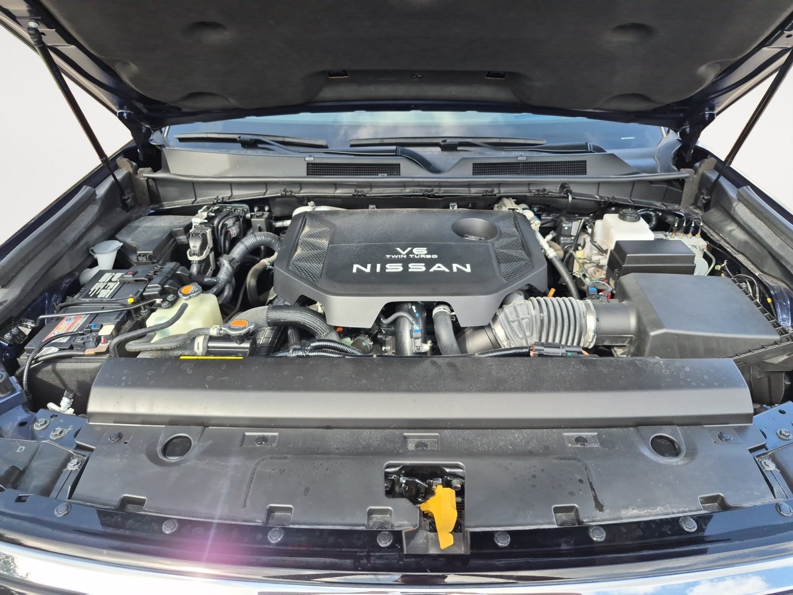 Used 2025 Nissan Armada Platinum RWD image 31