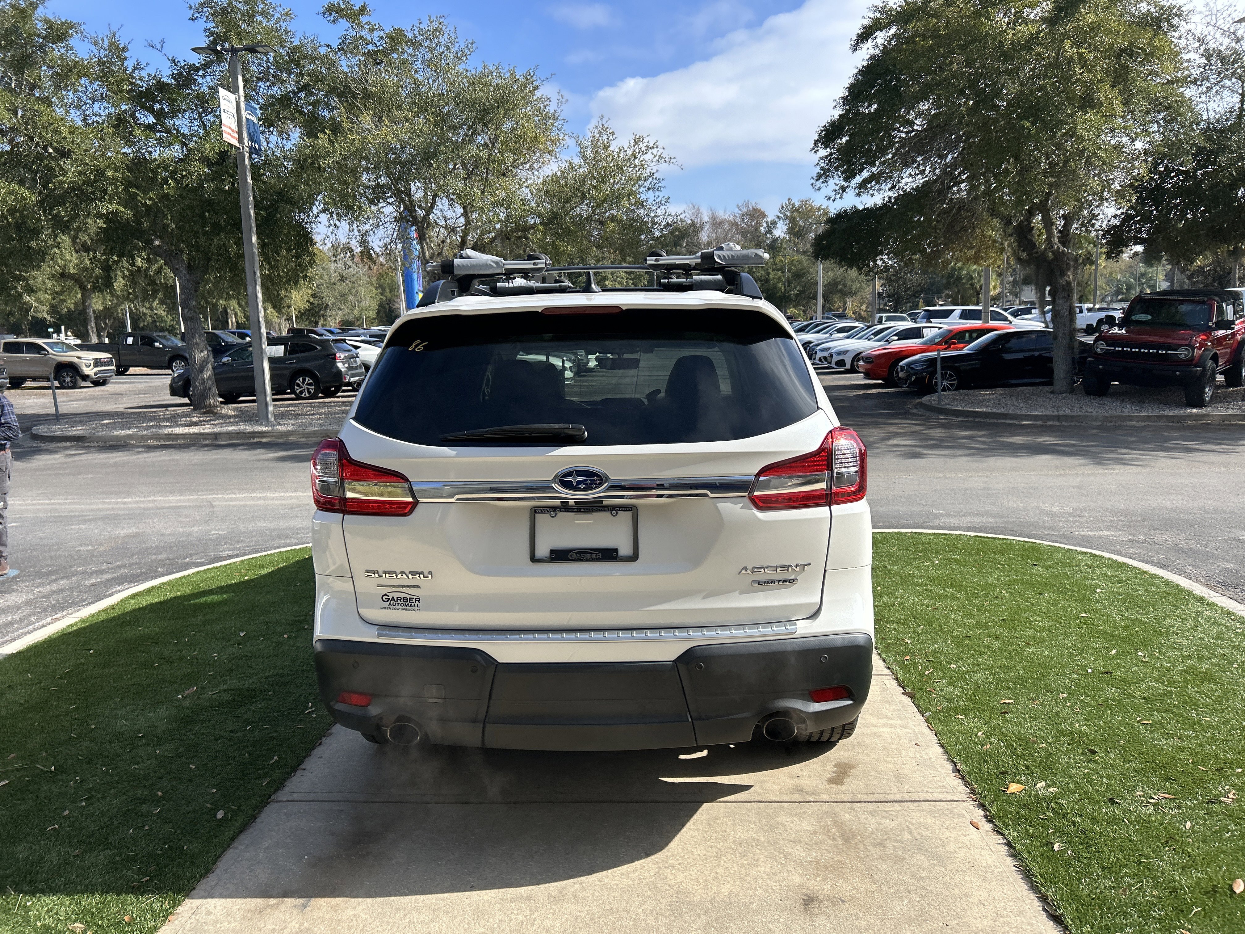 Used 2021 Subaru Ascent Limited w/ Technology Package image 6