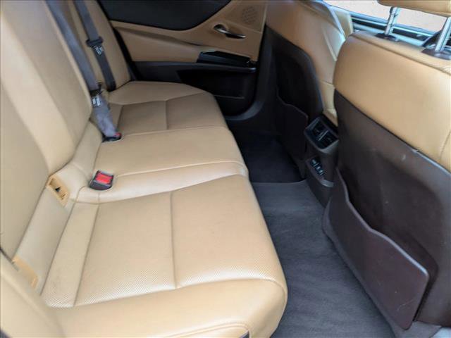 Used 2019 Lexus ES 350 w/ Premium Package image 27