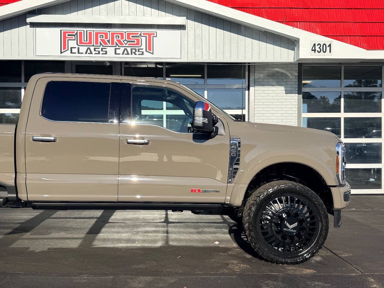 Used 2027 Ford F450 Platinum w/ Platinum Plus Package AWD/4WD image 12
