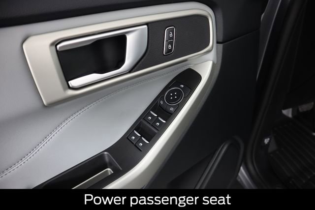 Used 2023 Ford Explorer XLT w/ Equipment Group 202A image 39