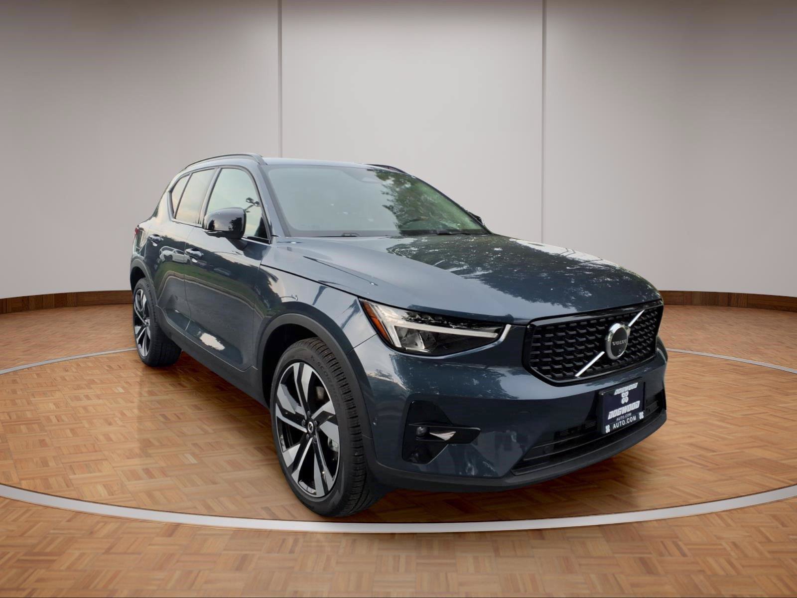 New 2026 Volvo XC40 B5 Plus w/ Climate Package AWD/4WD image 1