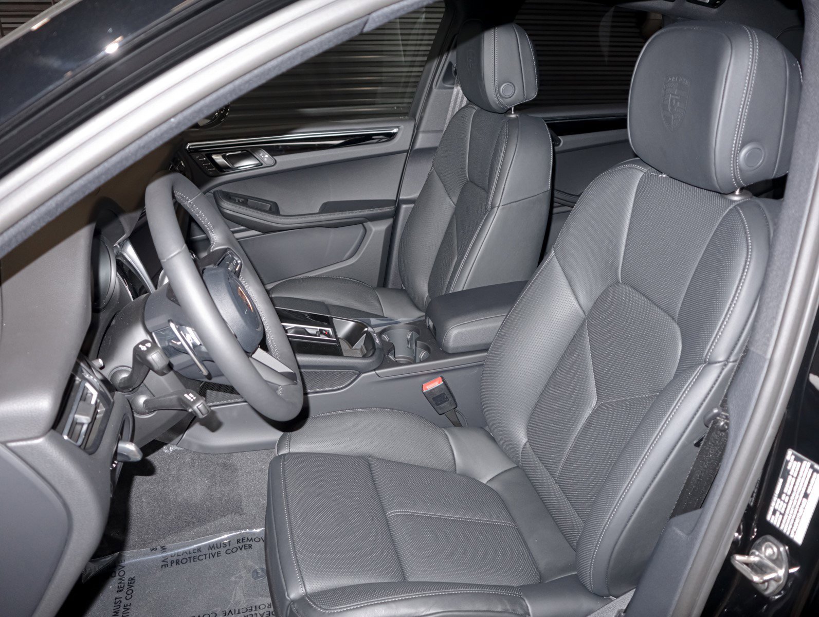 New 2026 Porsche Macan image 5
