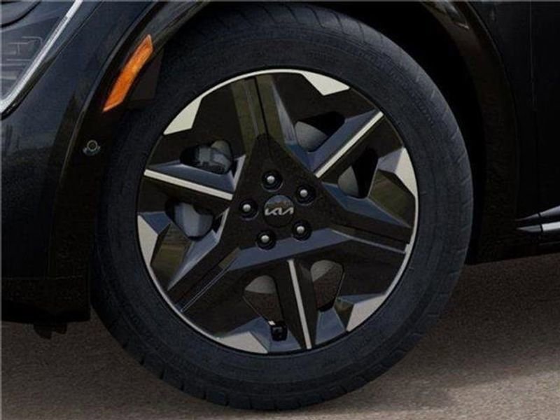New 2025 Kia EV6 Wind image 36