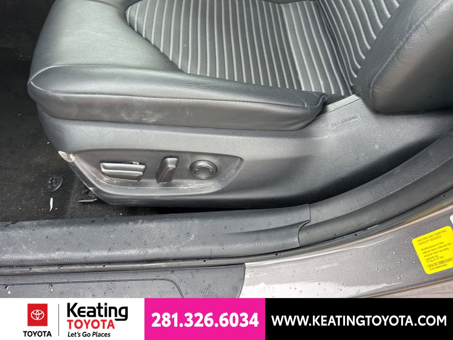 Used 2023 Toyota Camry SE FWD image 12