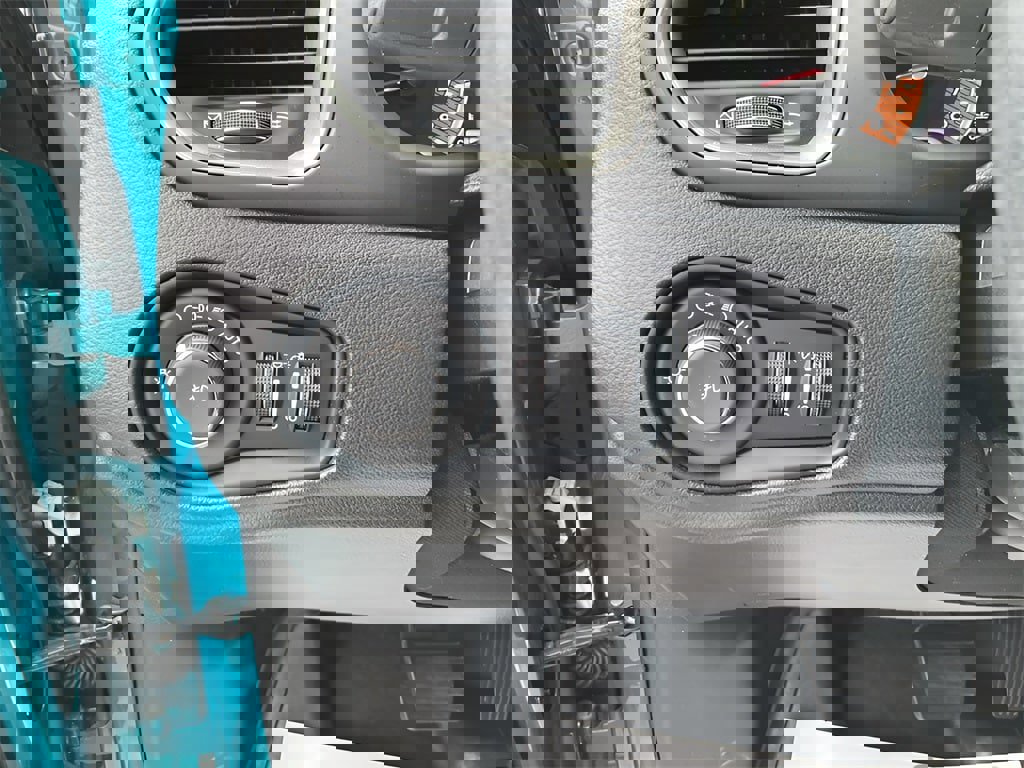 Used 2022 Jeep Renegade Limited image 6