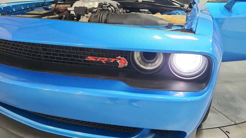 Used 2016 Dodge Challenger SRT Hellcat RWD image 26