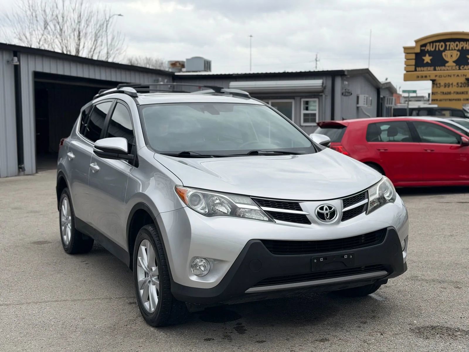 Used 2015 Toyota RAV4 Limited w/ Technology Package image 2