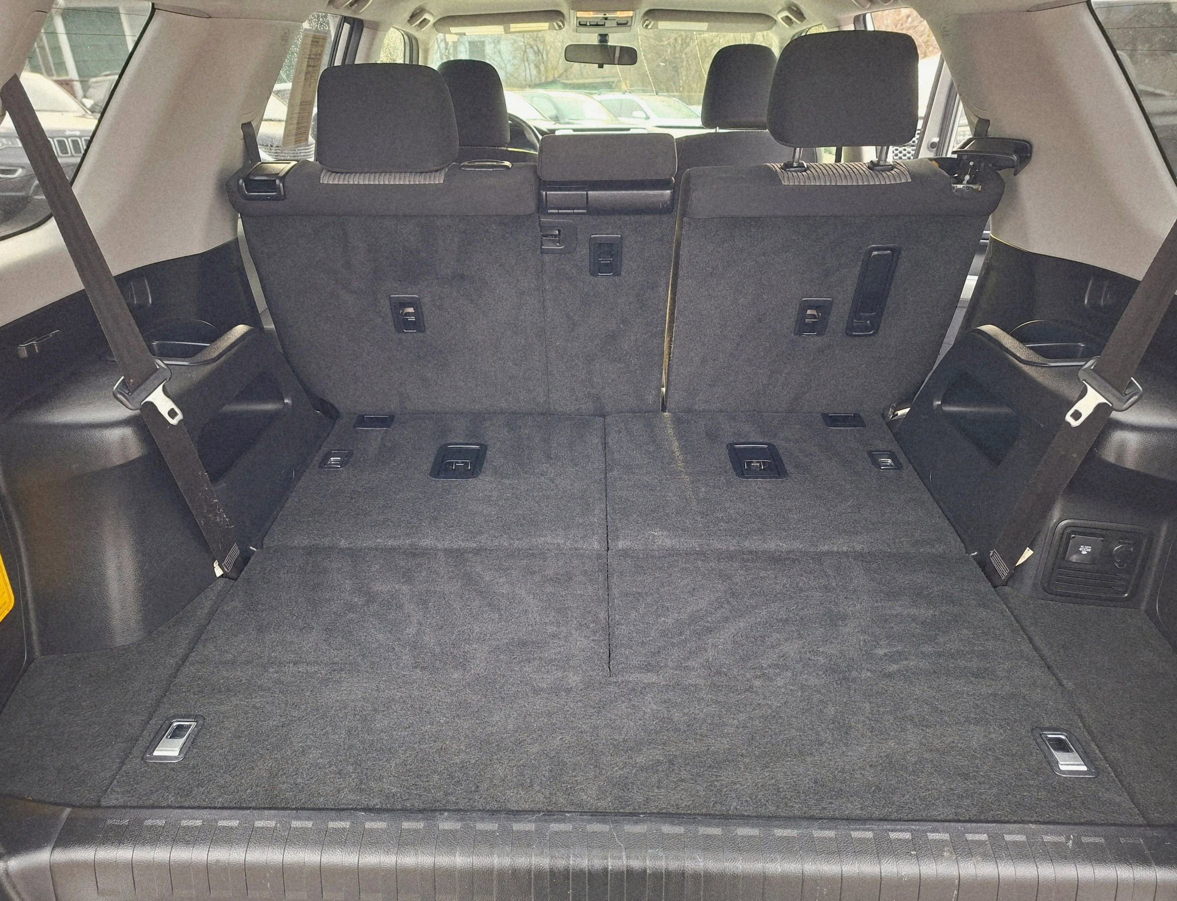 Used 2017 Toyota 4Runner SR5 image 14