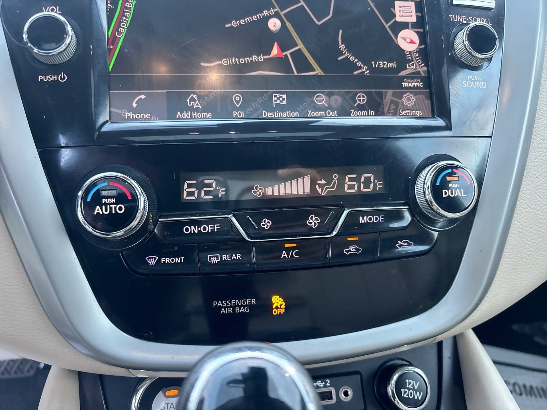 Used 2019 Nissan Murano Platinum w/ Cargo Package AWD/4WD image 17