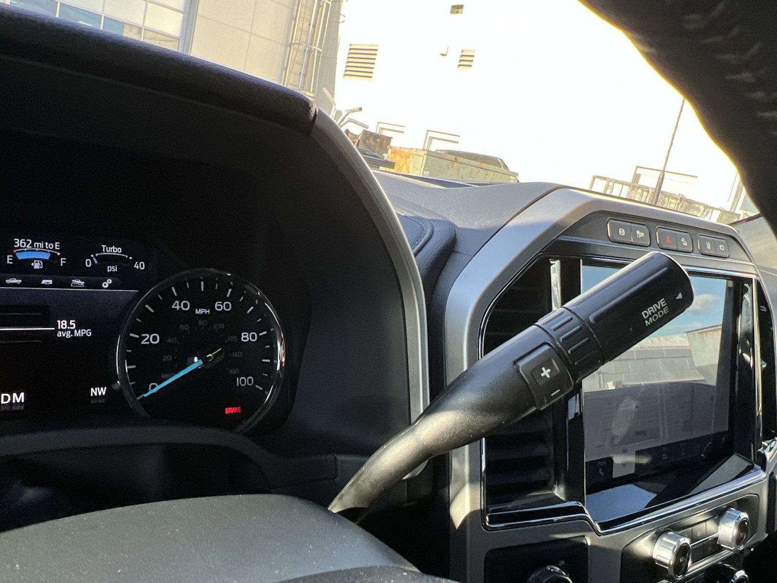 Used 2022 Ford F350 Lariat w/ Tremor Off-Road Package image 22