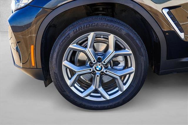 Used 2024 BMW X3 xDrive30i w/ Premium Package AWD/4WD image 9