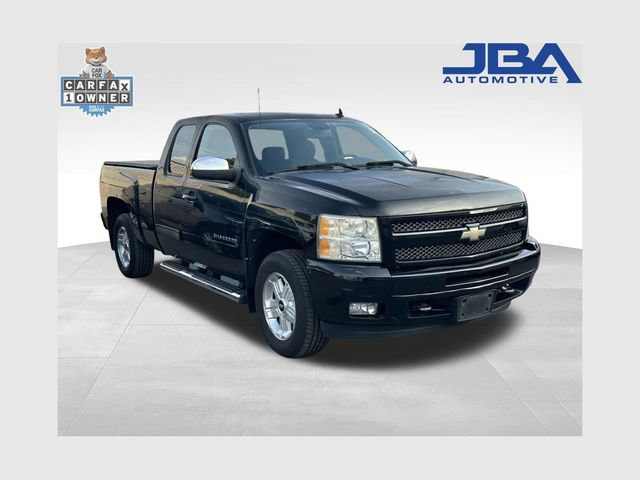 Used 2009 Chevrolet Silverado 1500 LT w/ Power Pack Plus AWD/4WD image 1