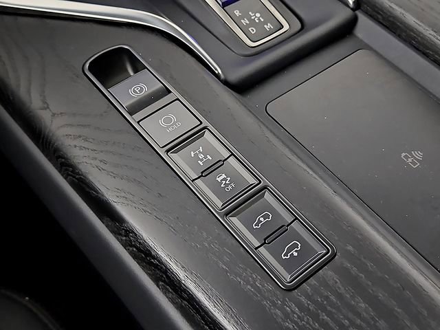 Used 2025 Lexus LX 700h Overtrail AWD/4WD image 33