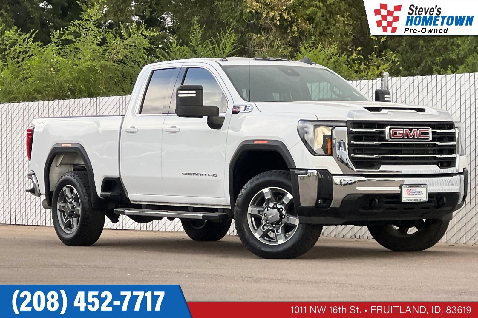 Used 2025 GMC Sierra 2500 SLE w/ SLE Value Package; AWD/4WD image 1