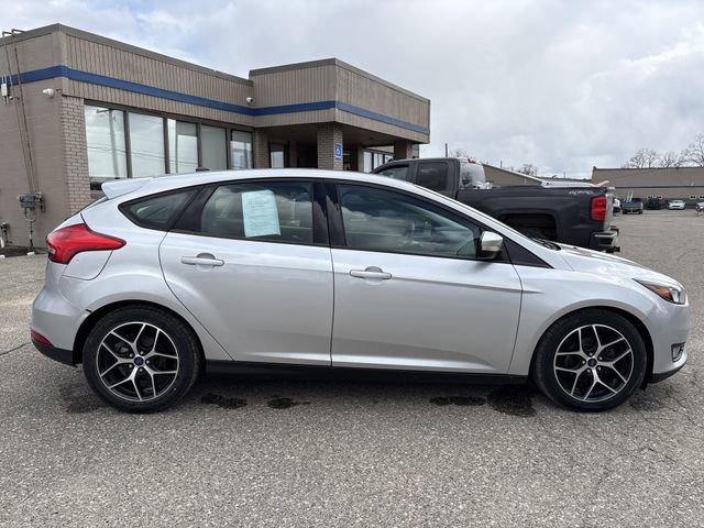 Used 2018 Ford Focus SEL w/ Cold Weather Package FWD image 13
