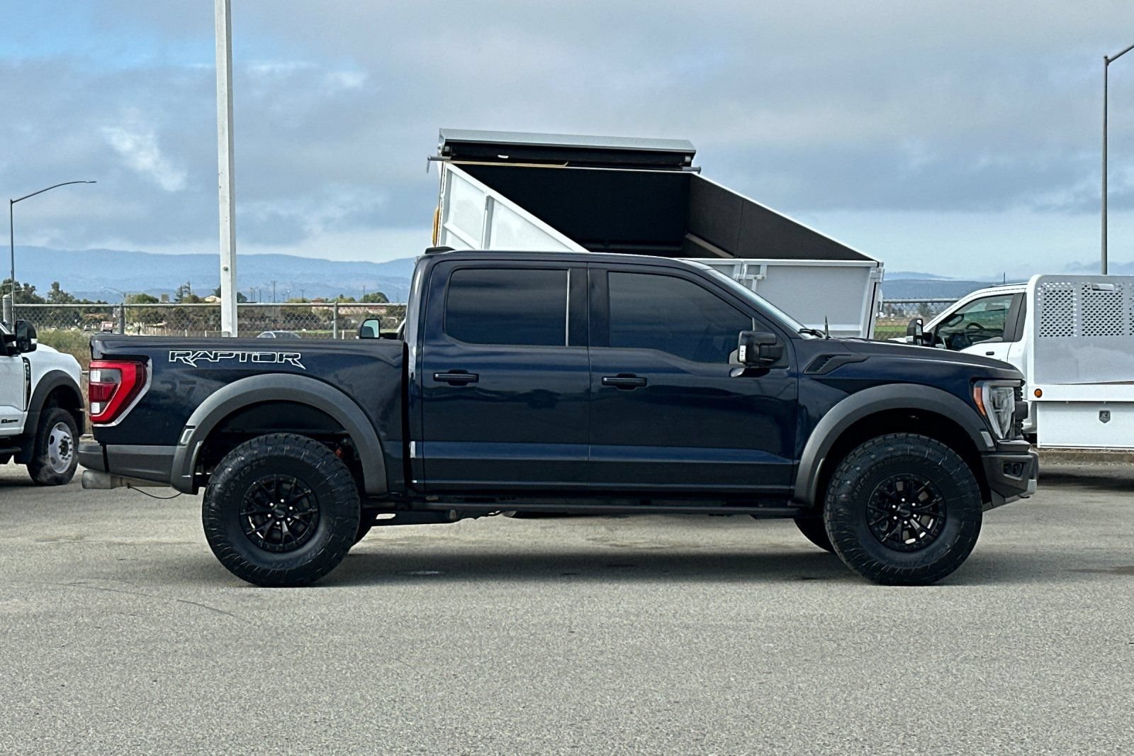 Used 2023 Ford F150 Raptor w/ Raptor 37 Performance Package AWD/4WD image 3