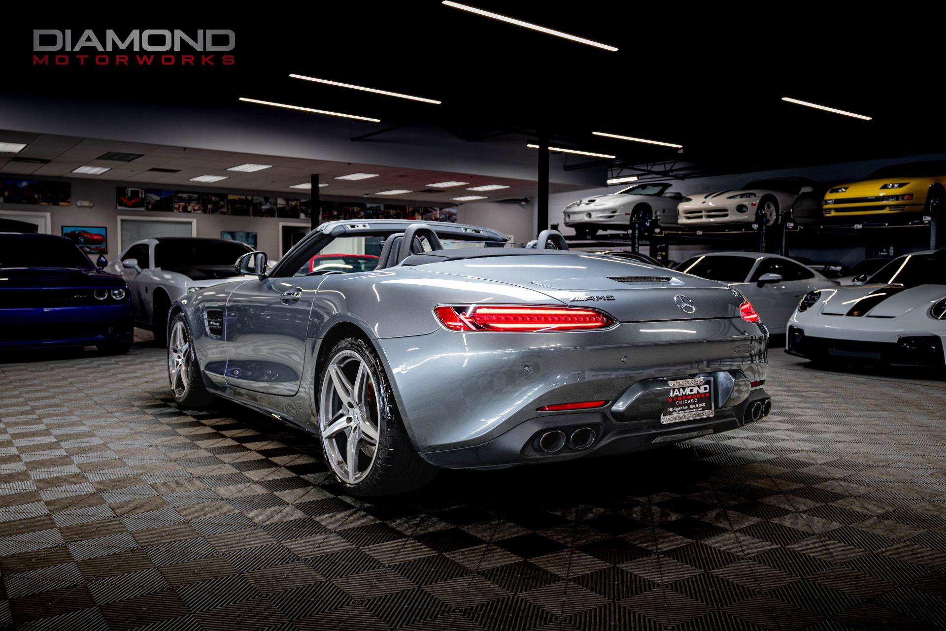 Used 2020 Mercedes-Benz AMG GT Roadster image 2