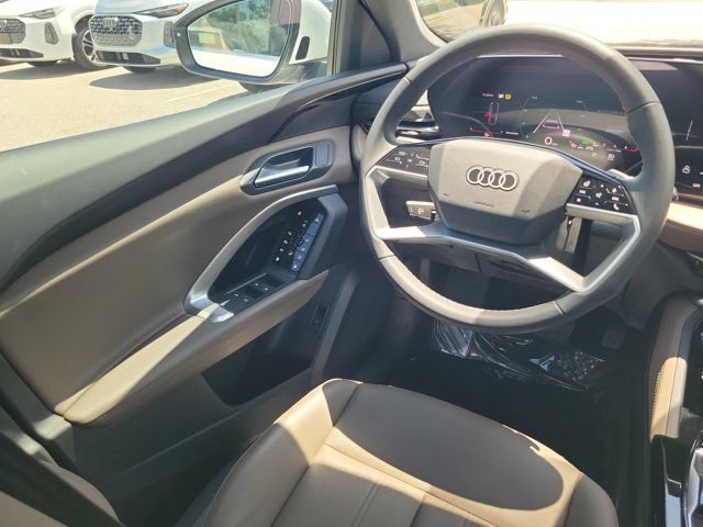 Certified 2025 Audi Q5 Premium w/ Convenience Package AWD/4WD image 13
