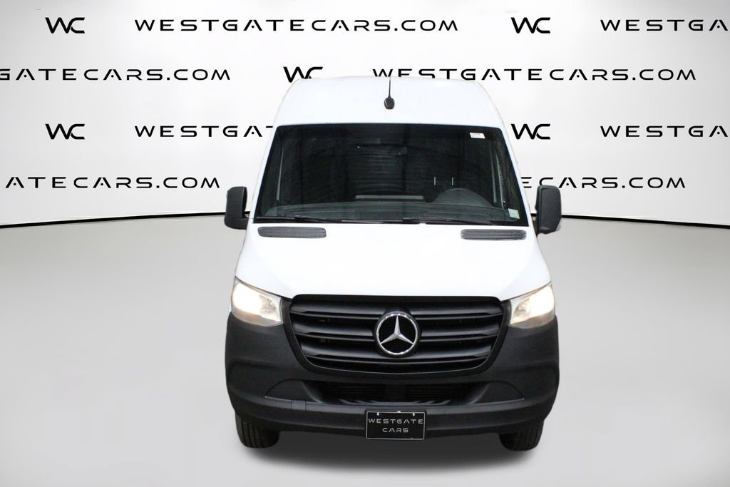 Used 2019 Mercedes-Benz Sprinter 170 Cargo image 2