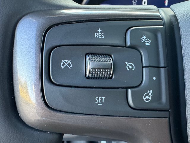 Used 2024 Chevrolet Suburban RST w/ Luxury Package AWD/4WD image 8