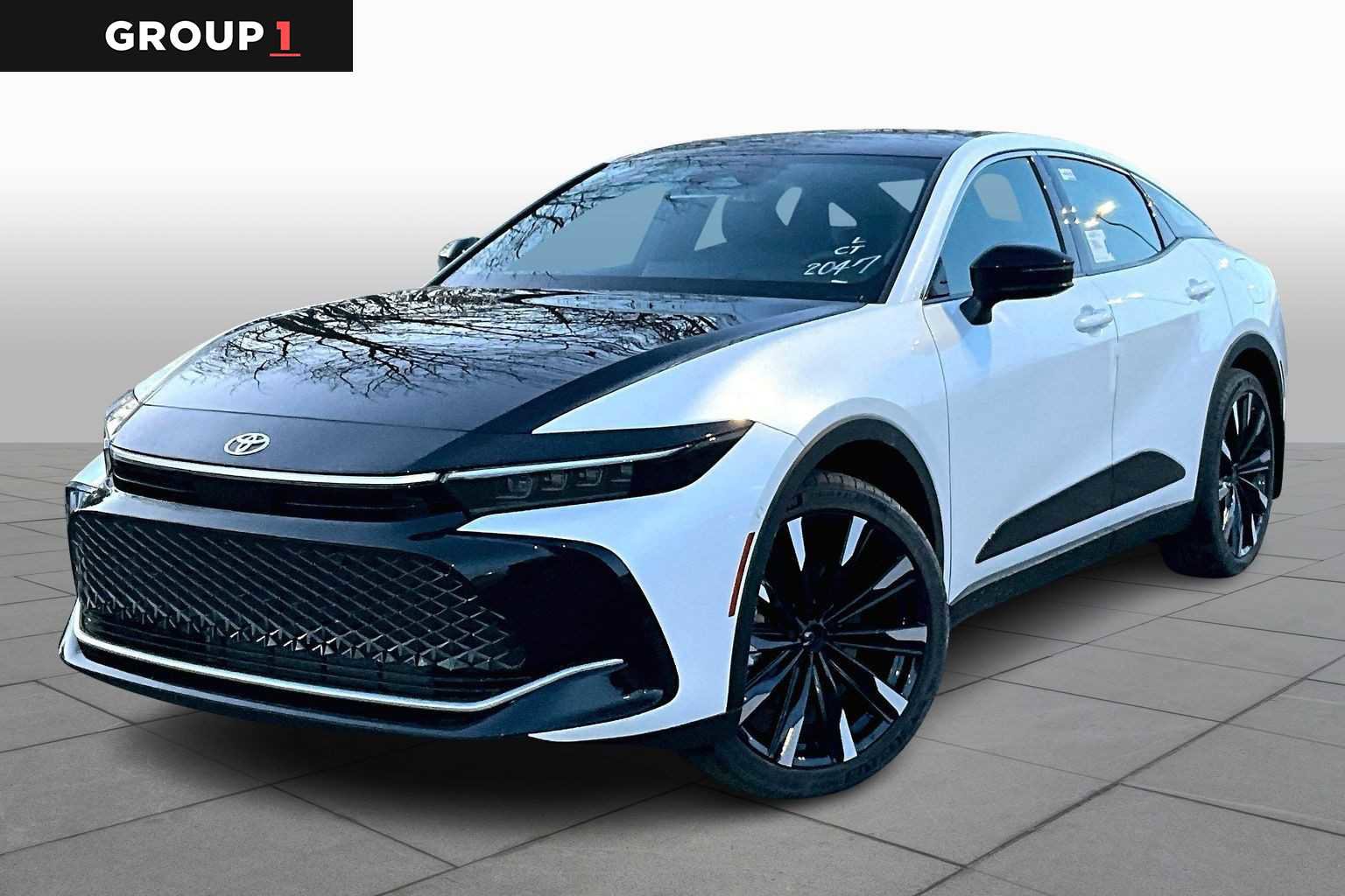 New 2026 Toyota Crown Platinum image 1