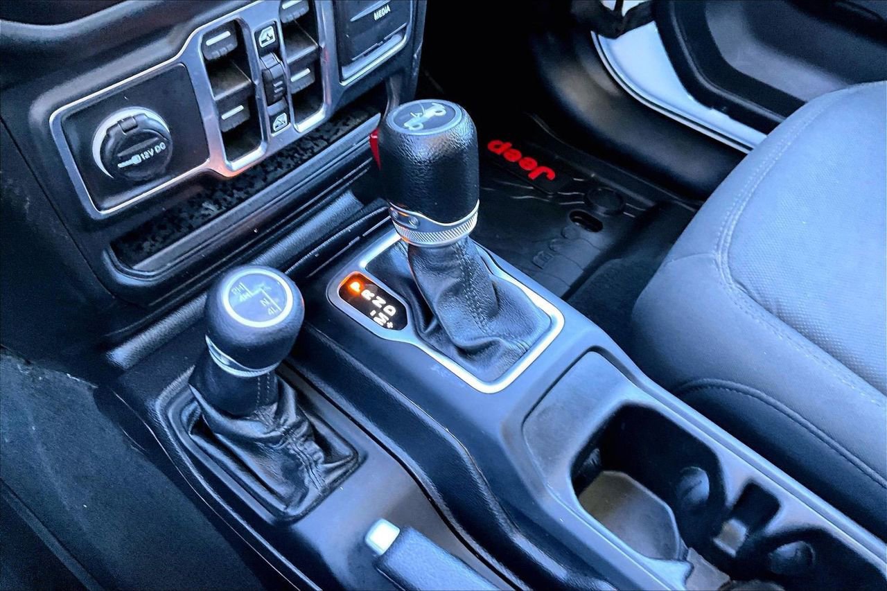 Certified 2018 Jeep Wrangler Unlimited Sport S image 27