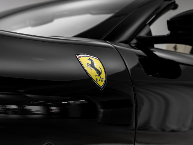 Used 2026 Ferrari Roma Spider RWD image 42