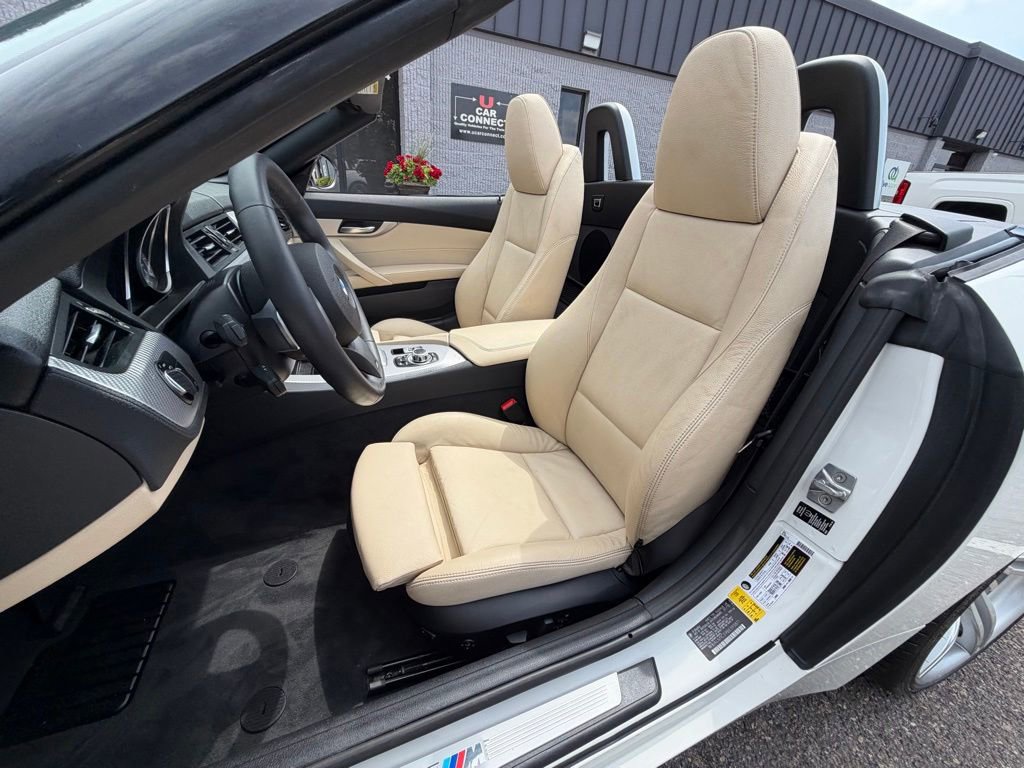 Used 2011 BMW Z4 sDrive35is RWD image 24