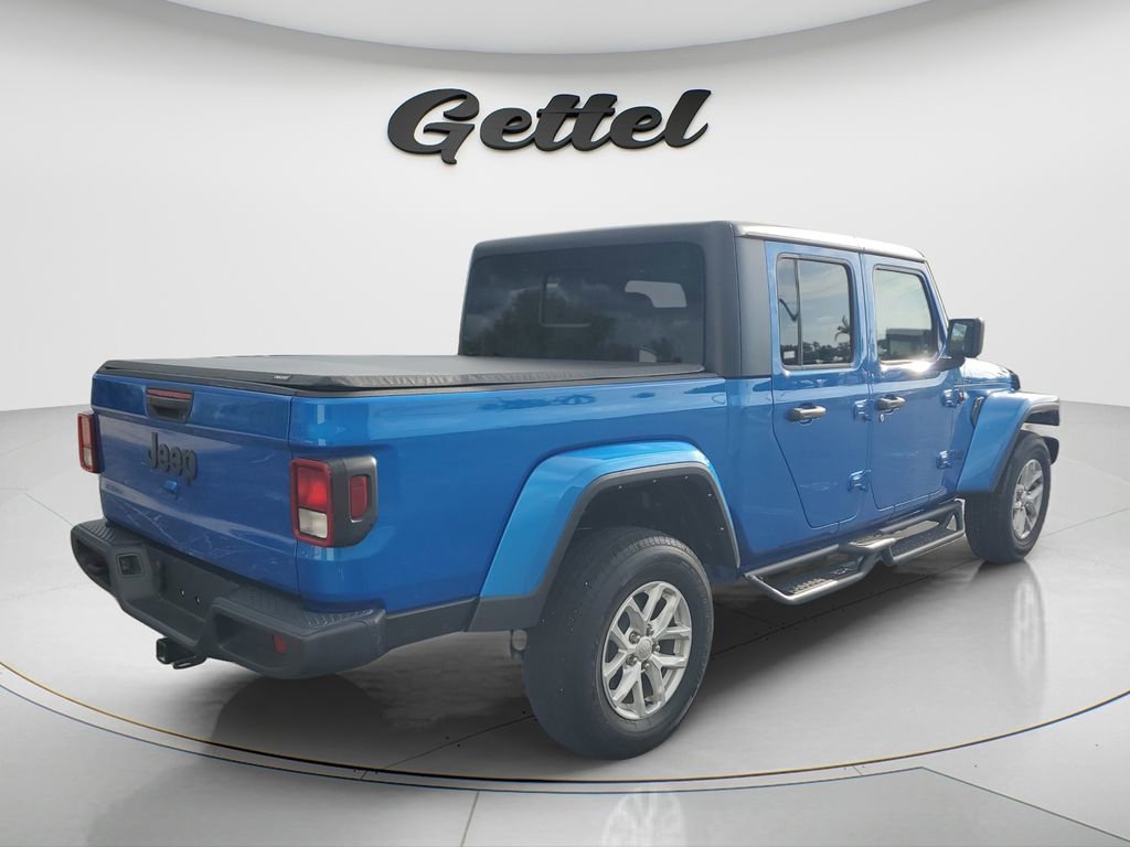 Used 2023 Jeep Gladiator Sport image 4