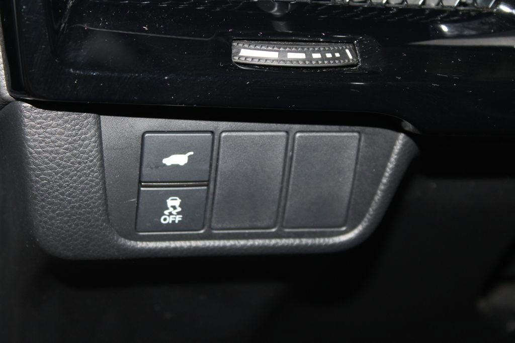 Used 2024 Honda CR-V Sport Touring image 10