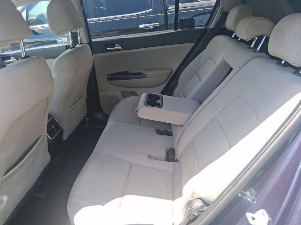 Used 2020 Kia Sportage LX FWD image 16