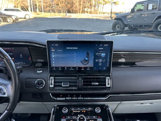 Used 2023 Lincoln Navigator Black Label image 17