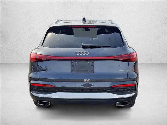 Certified 2025 Audi Q5 Premium w/ Convenience Package image 6