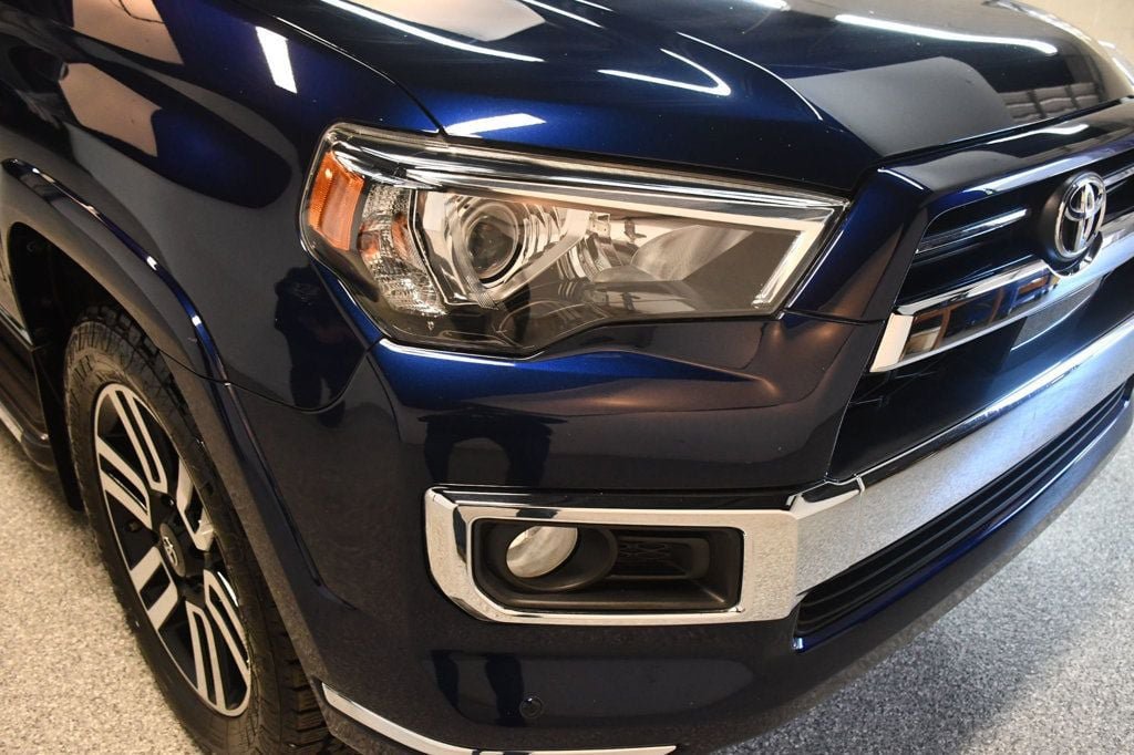 Used 2020 Toyota 4Runner Limited AWD/4WD image 10