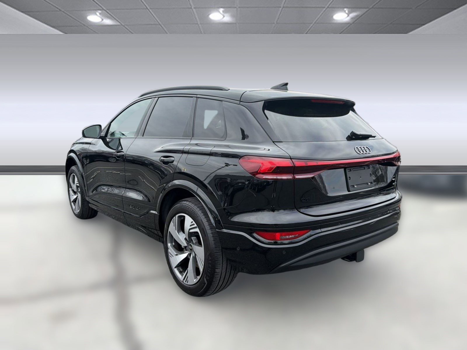 Used 2025 Audi Q6 e-tron Premium Plus w/ Premium Plus image 3