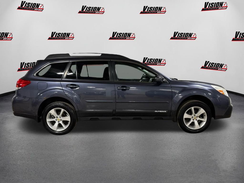 Used 2014 Subaru Outback 2.5i Premium image 4