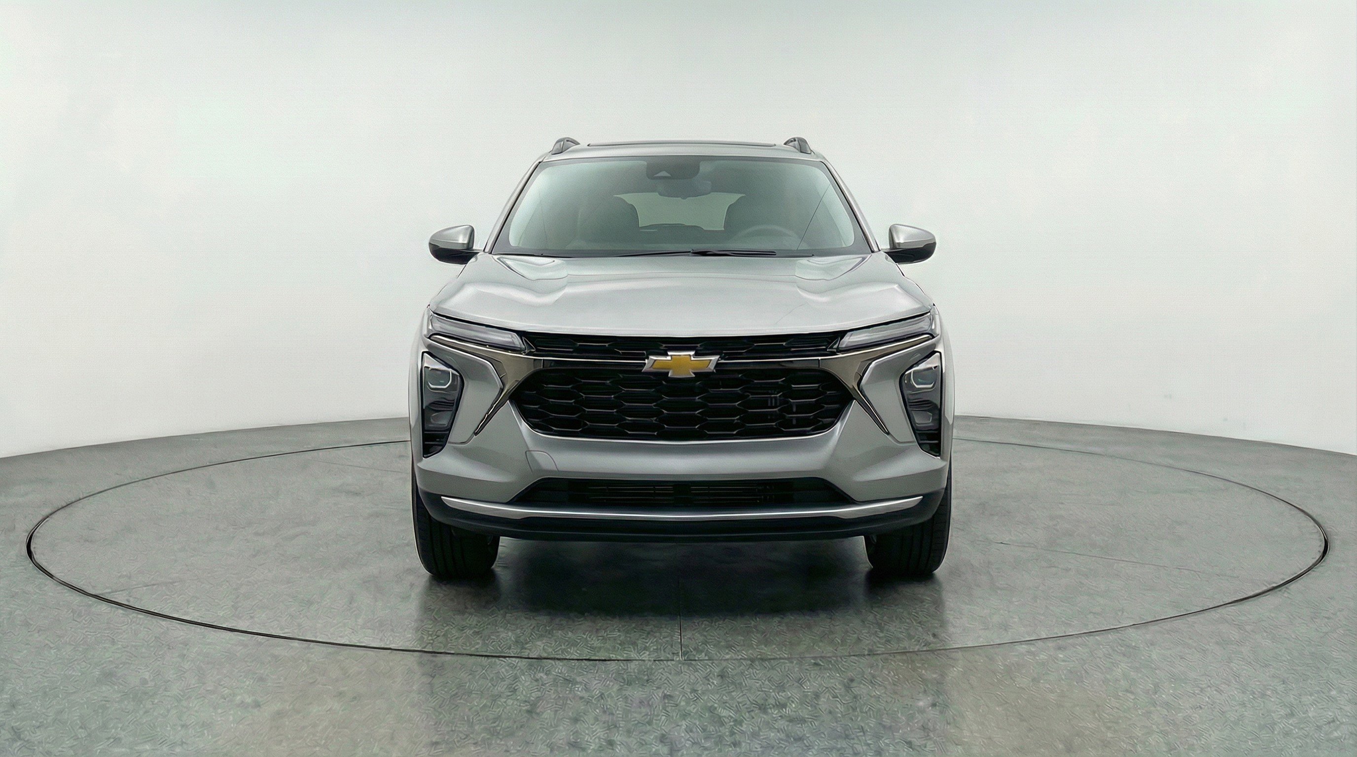 Used 2025 Chevrolet Trax LT w/ LT Convenience Package FWD image 2