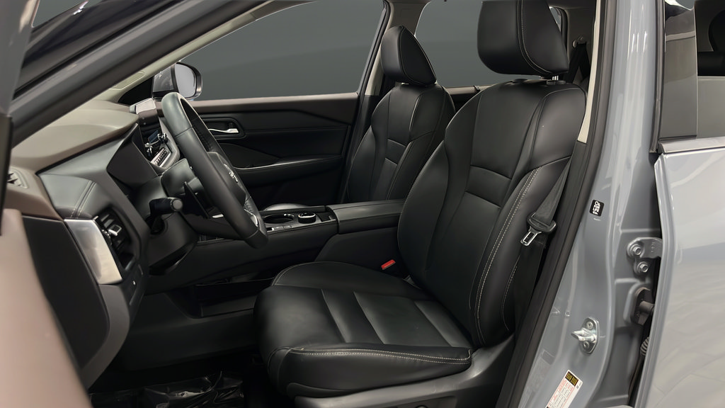 Used 2023 Nissan Rogue SL w/ SL Premium Package AWD/4WD image 9